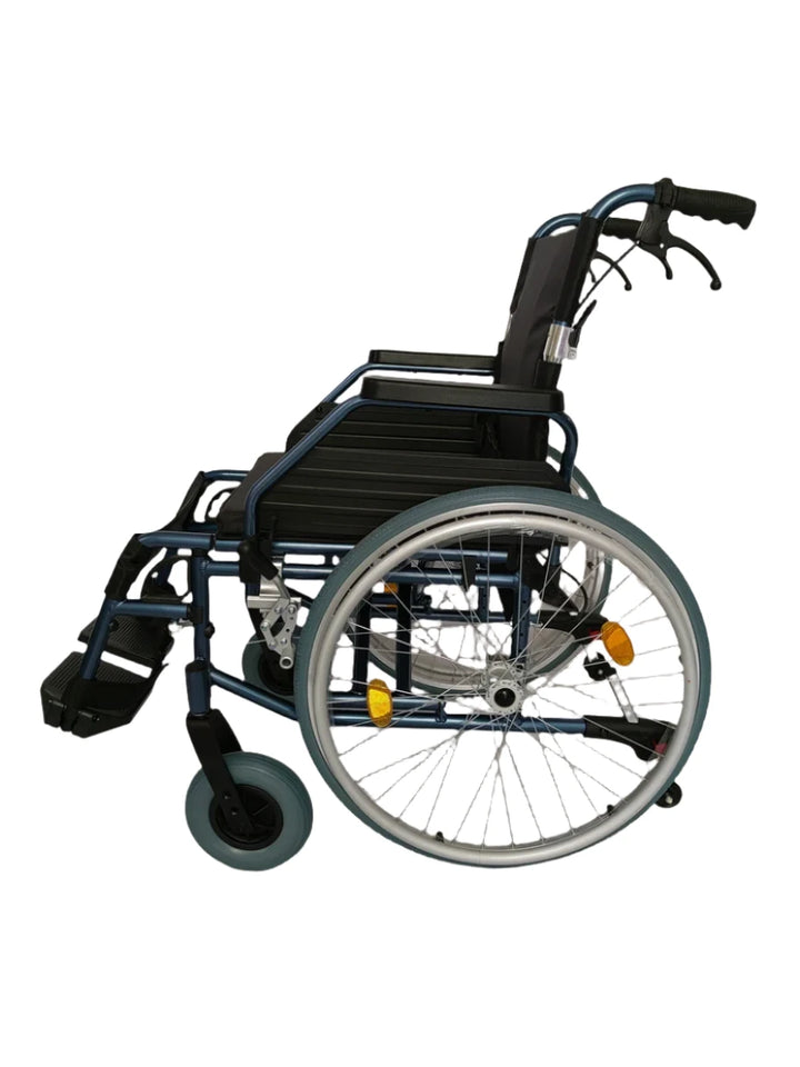 Discover the ultimate in mobility with our Aluminum Wheelchair SW – lightweight, durable & stylish! Glide with ease and comfort. Shop now!